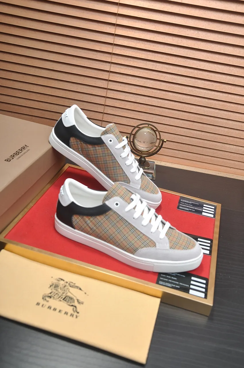 Men's shoes💰480💶[Burberry] (cowhide lining) classic low-top sneakers｜Imported cowhide with classic plaid fabric｜Cow leather lining｜Original outsole｜Fine workmanship and comfortable to wear Size: 38-44 (customized at 45)